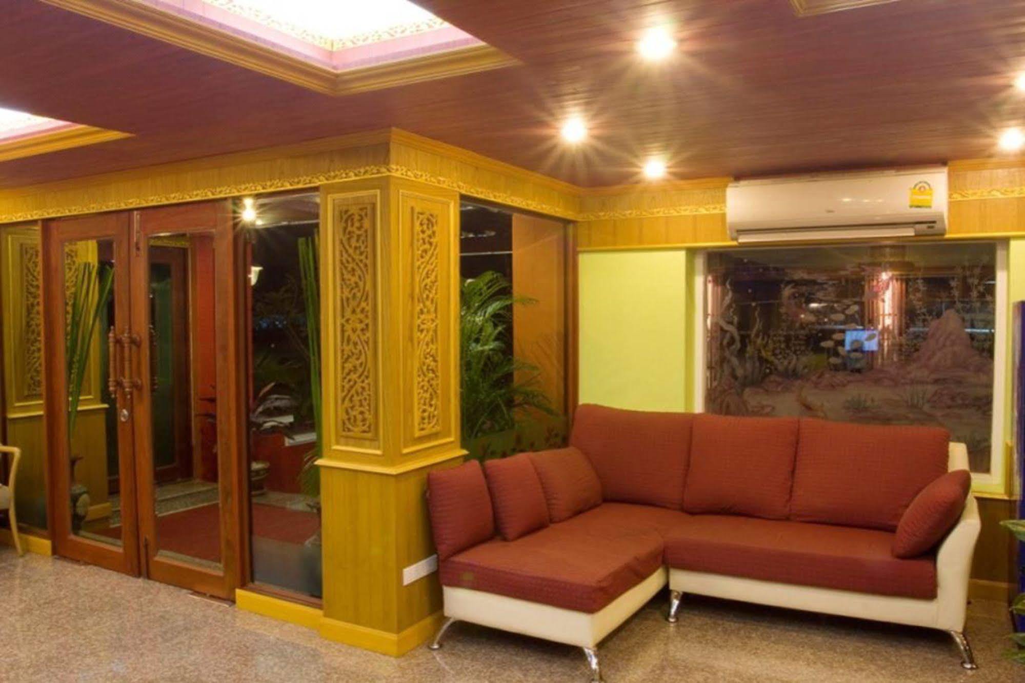 Oyo 280 Thai Garden Resort Bangkok Exteriör bild